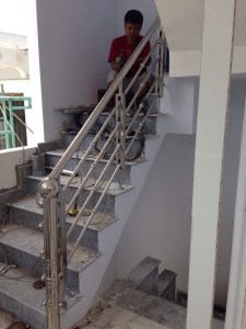 Cầu thang inox - Cơ Sở Sắt - Inox - Nhôm Kính Thiên Phú